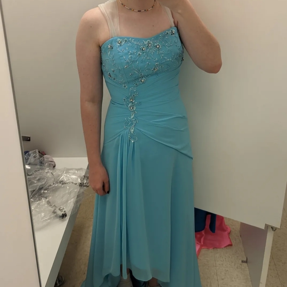 Elegant Light Blue Gown with Beaded Embroidery and High-Low Hem